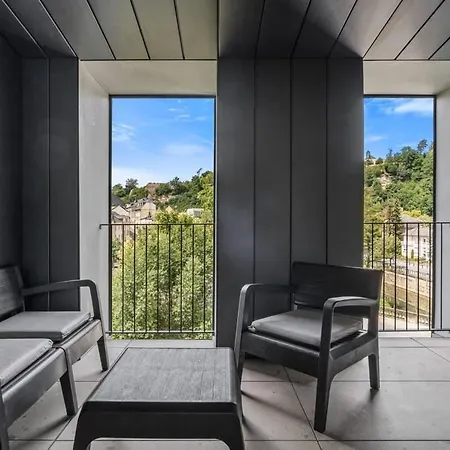 Luxurious 2br Apt With Balcony In * Luxembourg
