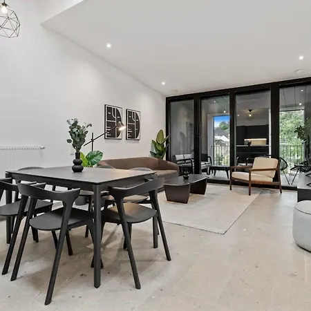 Apartment Luxurious 2br Apt With Balcony In Luxembourg