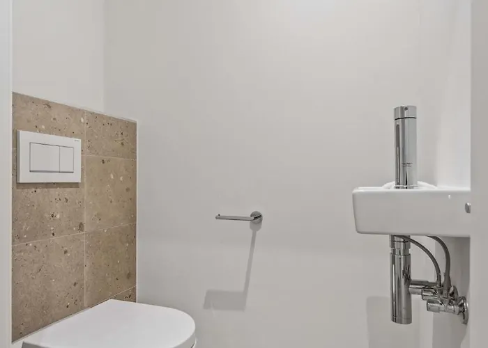 Apartment Luxurious 2br With Balcony In Luxembourg