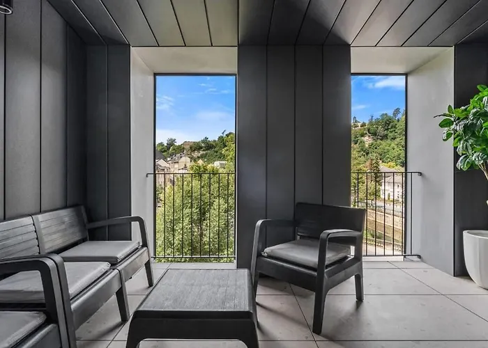 Luxurious 2br With Balcony In * Luxembourg