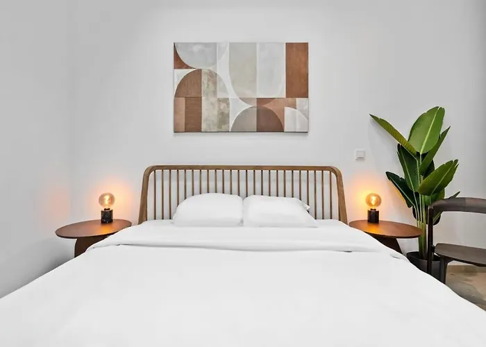 Διαμέρισμα Luxurious 2br With Balcony In