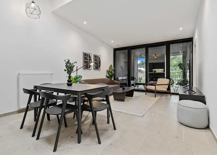 דירה Luxurious 2br With Balcony In לוקסמבורג